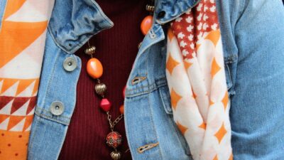 How to Layer Clothes for a Chic Look: A 2026 Guide