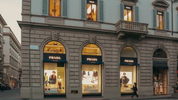 Understated Elegance: The Rise of Quiet Luxury in 2026 Fashion and Beauty